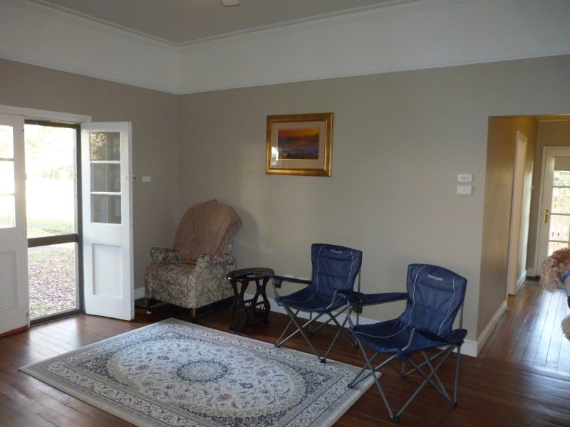 166 Bridge Street, Morisset NSW 2264