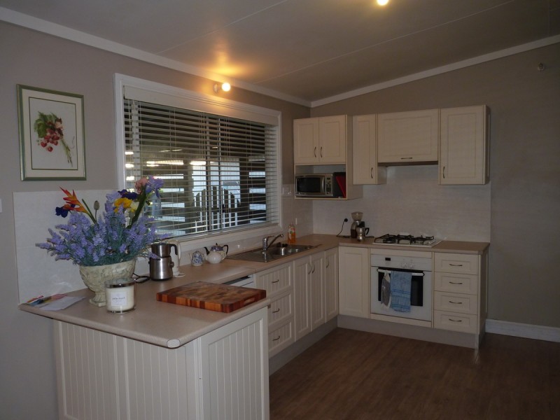 166 Bridge Street, Morisset NSW 2264