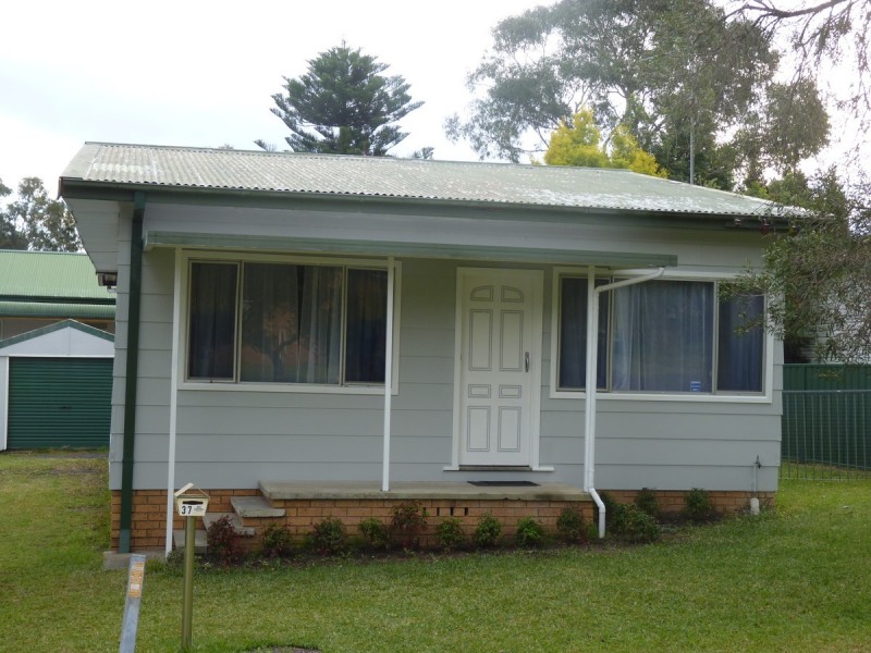 37 Macquarie Street, Bonnells Bay NSW 2264