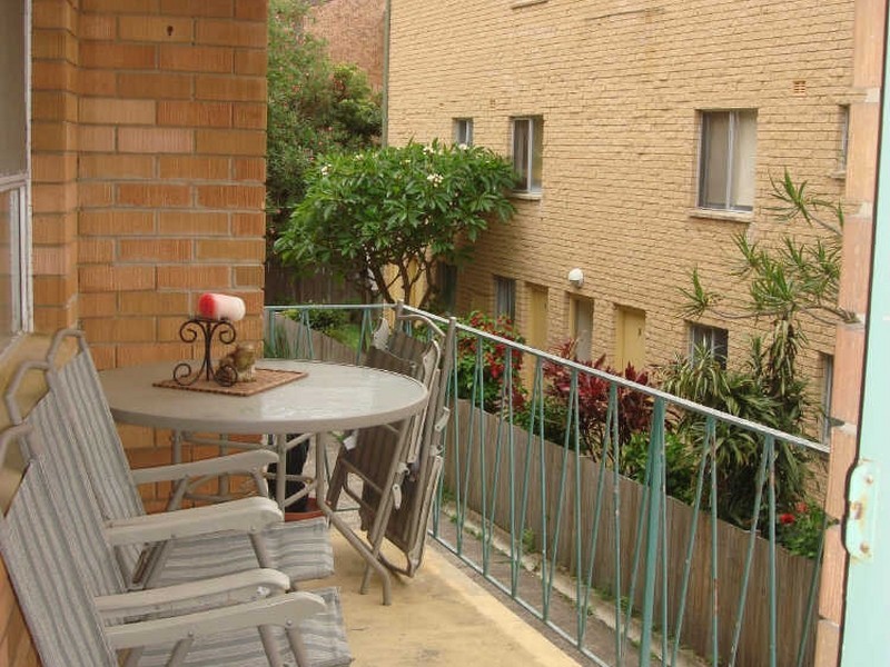 2/6 Darley Street, Mona Vale NSW 2103