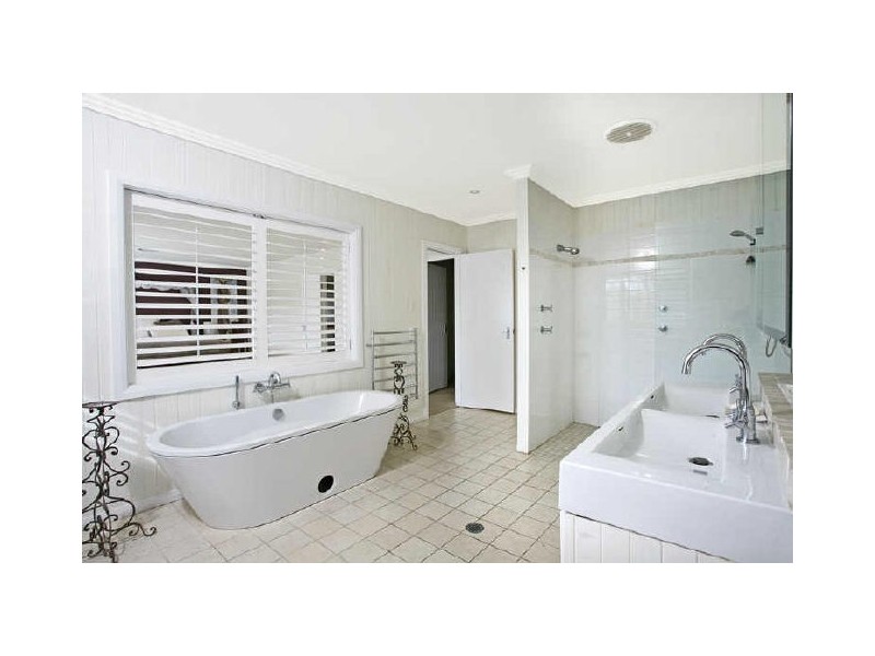 8 Oceania Crescent, Newport NSW 2106