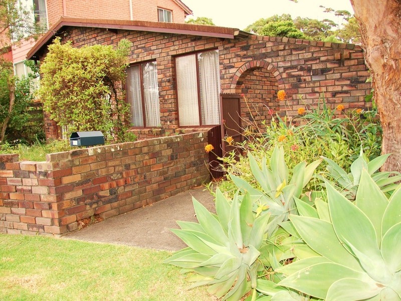 17 Palm Road, Newport NSW 2106
