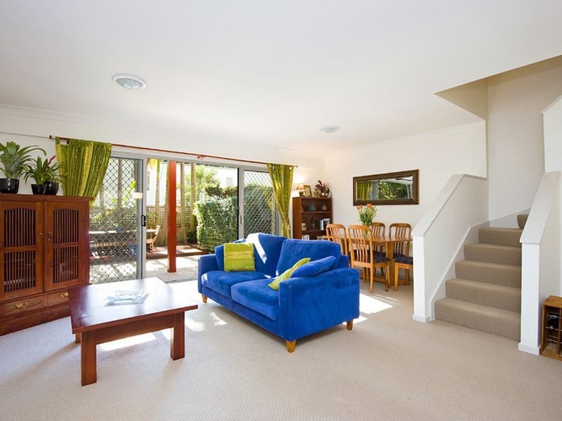 16/4-8 Golf Avenue, Mona Vale NSW 2103