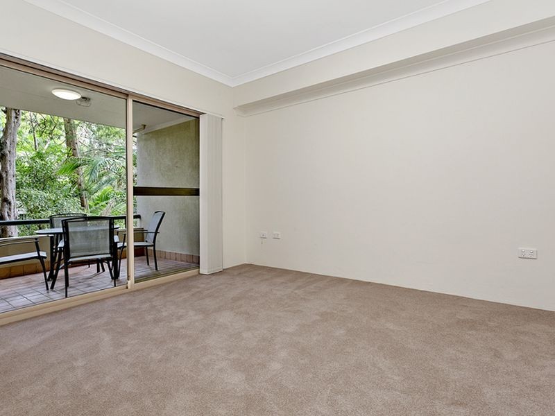 8/41-47 Foamcrest Avenue, Newport NSW 2106