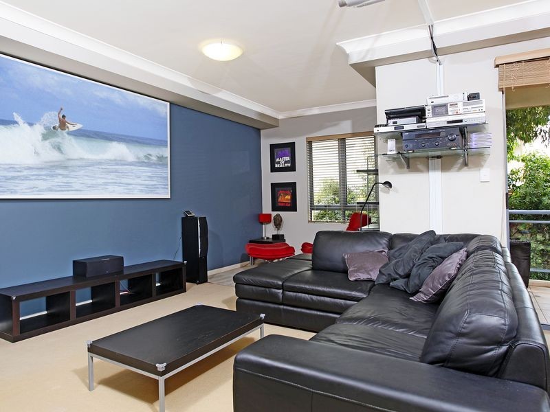 9/49-51 Foamcrest Avenue, Newport NSW 2106