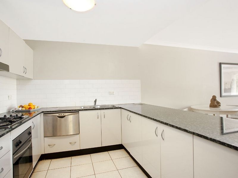 6/326-330 Barrenjoey Road, Newport NSW 2106