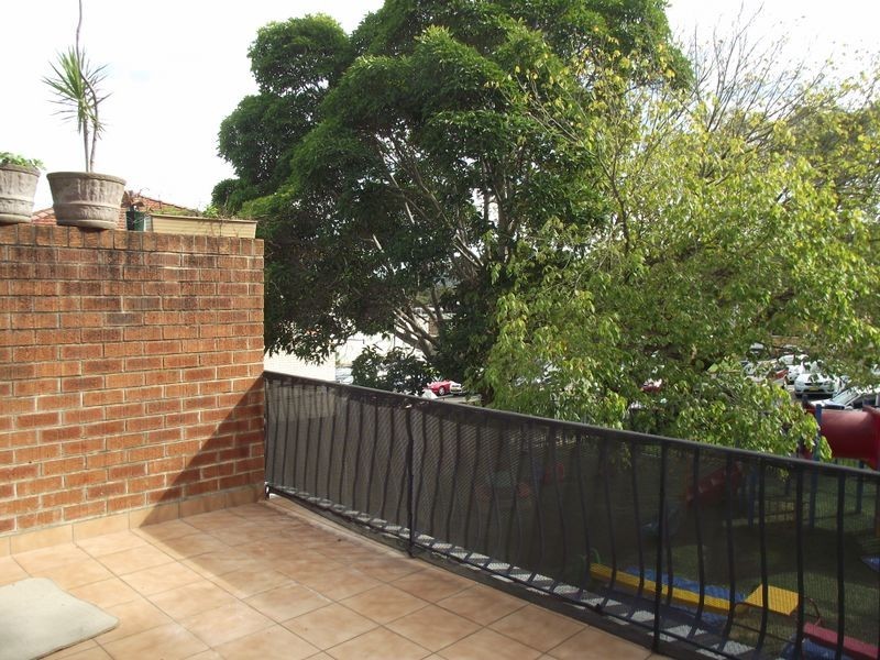 2/64 Beaconsfield Street, Newport NSW 2106