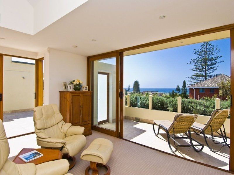 2/19 Darley Street, Mona Vale NSW 2103