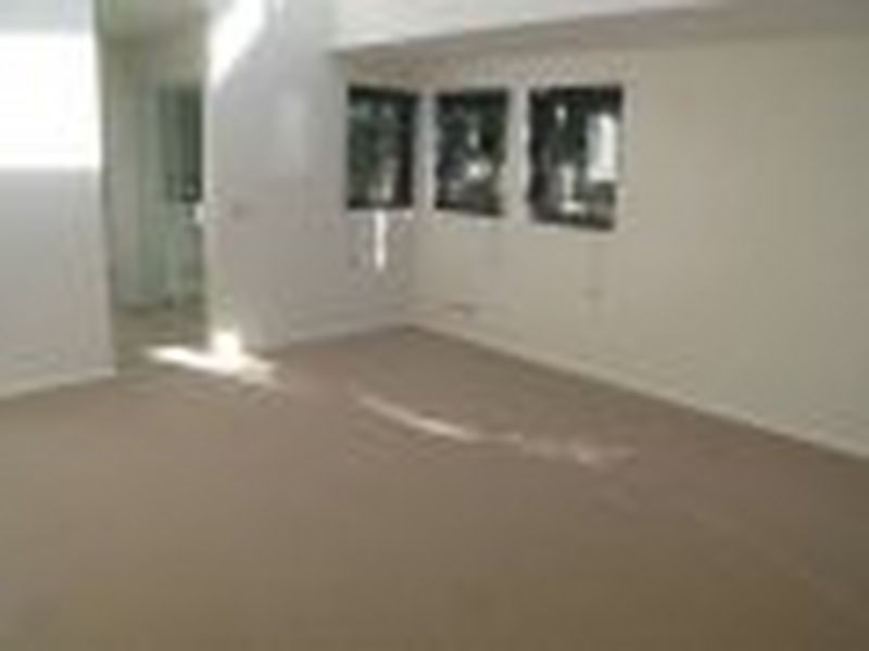 2/10 Surfview Road, Mona Vale NSW 2103