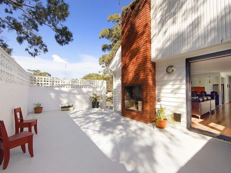 48 Queens Parade, Newport NSW 2106