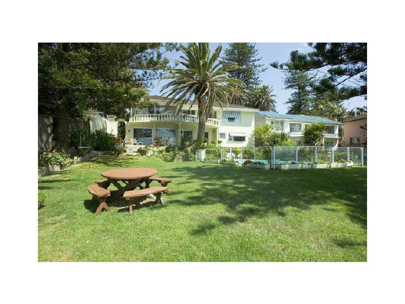 164 Barrenjoey Road, Newport NSW 2106