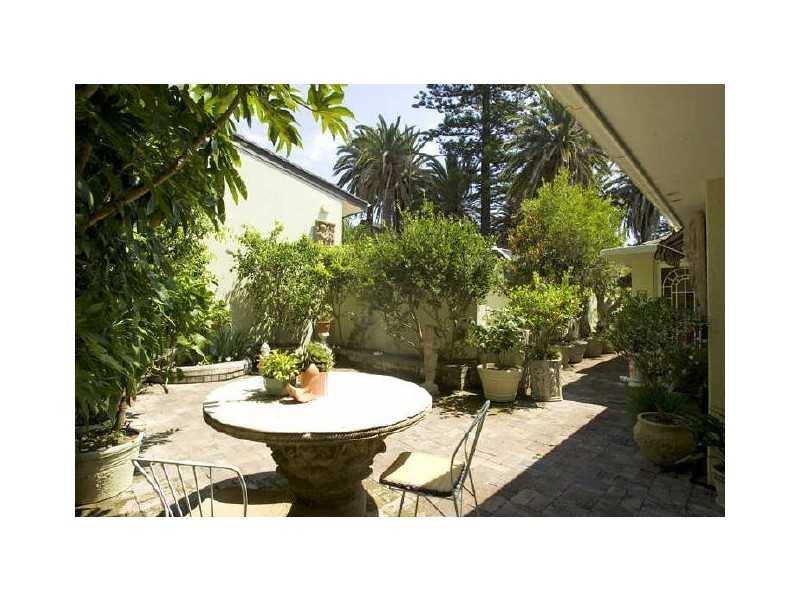 164 Barrenjoey Road, Newport NSW 2106