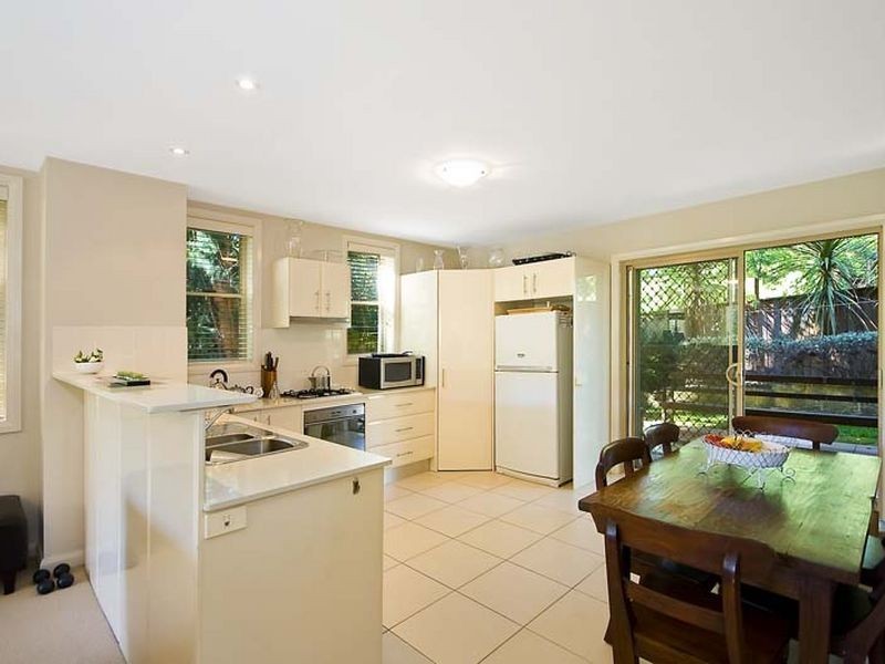 2/25 Robertson Road, Newport NSW 2106