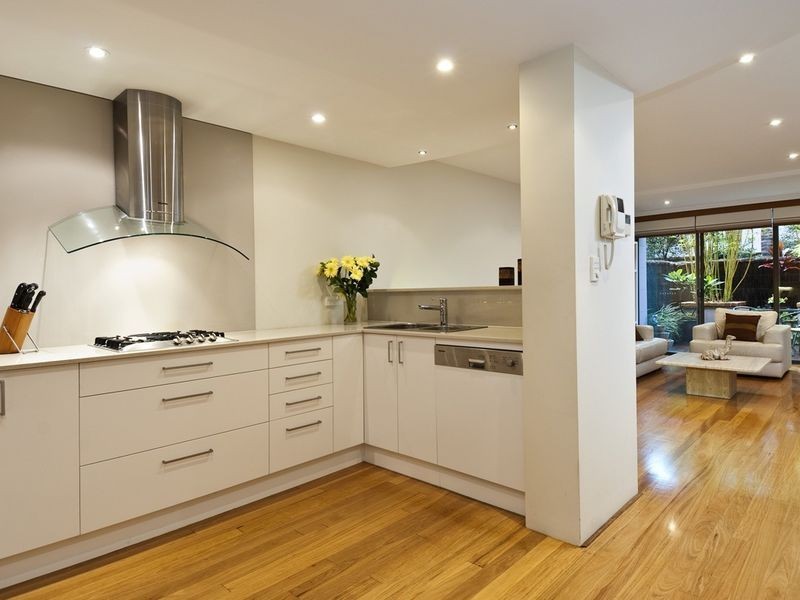 2/30 Foamcrest Avenue, Newport NSW 2106