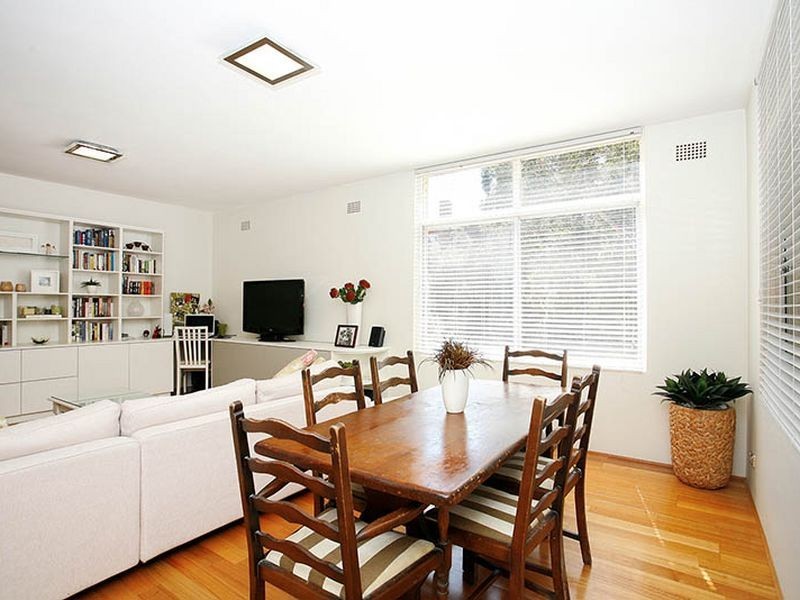 2/63 Foamcrest Avenue, Newport NSW 2106