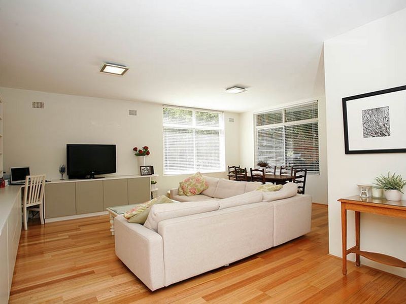 2/63 Foamcrest Avenue, Newport NSW 2106