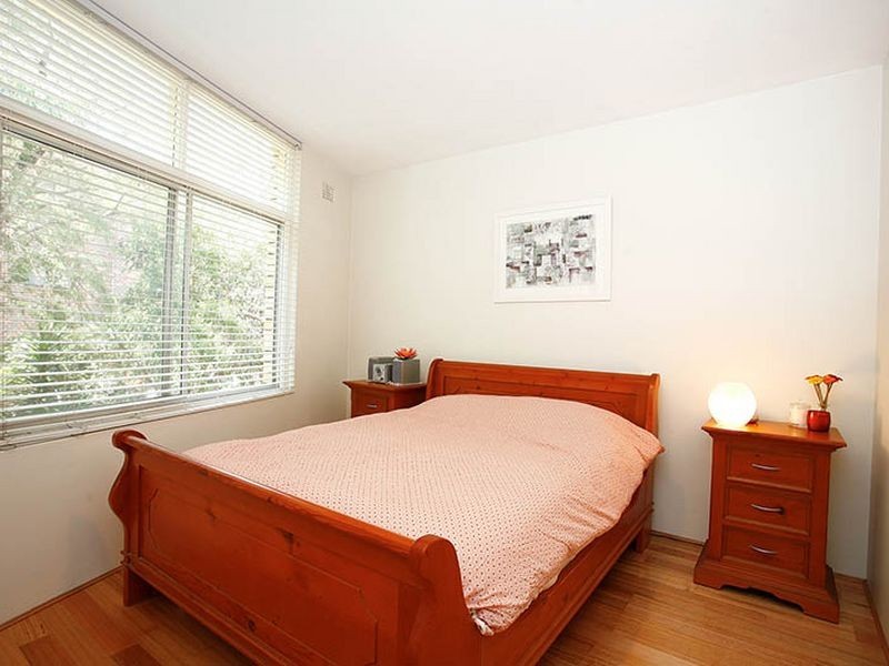 2/63 Foamcrest Avenue, Newport NSW 2106