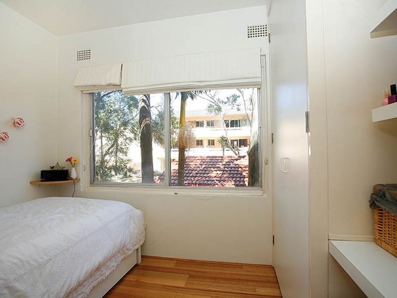 2/63 Foamcrest Avenue, Newport NSW 2106