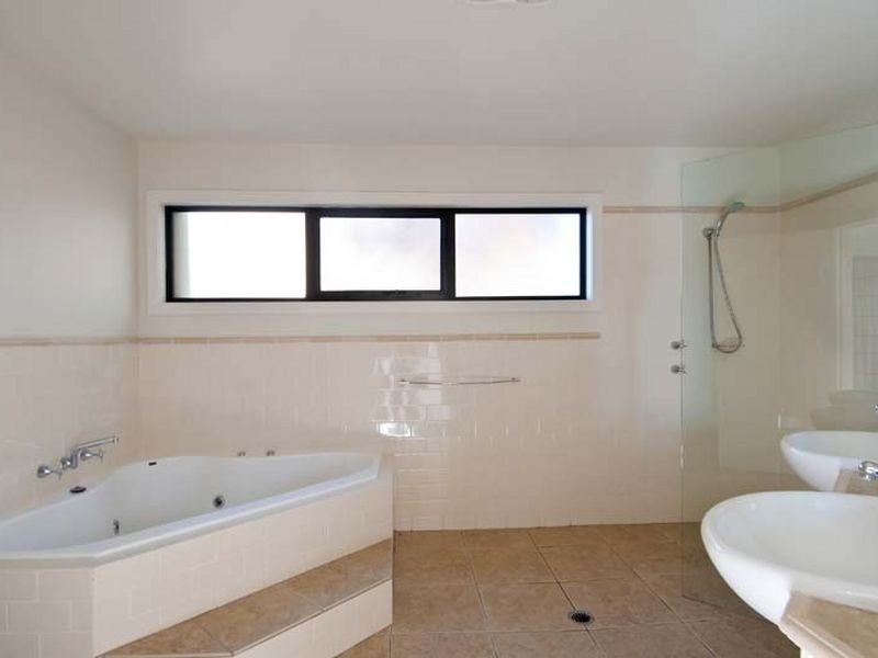 6 Herbert Avenue, Newport NSW 2106