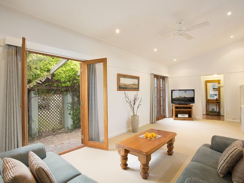 40 Queens Parade, Newport NSW 2106