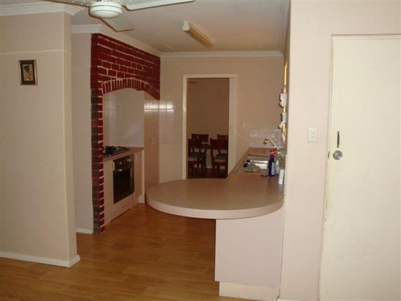 52 Warton Road, Huntingdale WA 6110