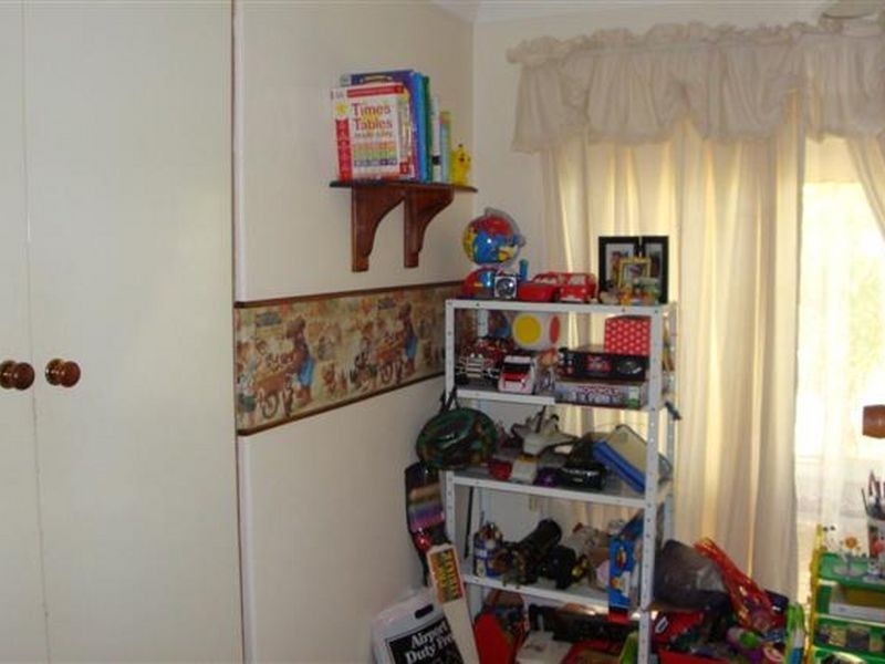 23 Tricourt Grove, Riverton WA 6148