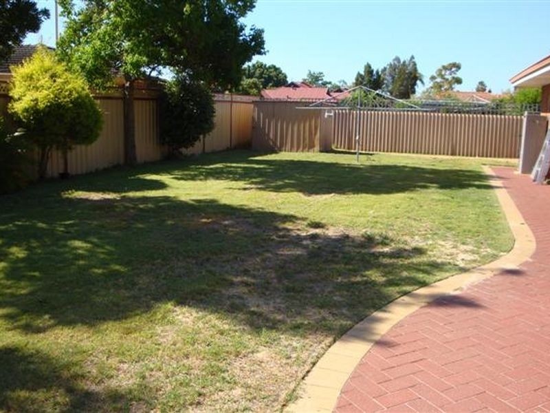 23 Tricourt Grove, Riverton WA 6148