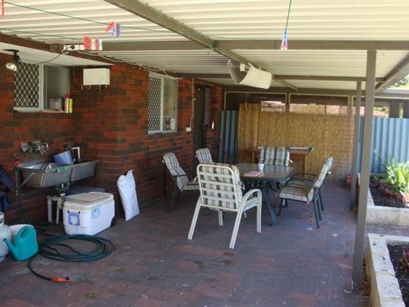 8 Downer Way, Bull Creek WA 6149