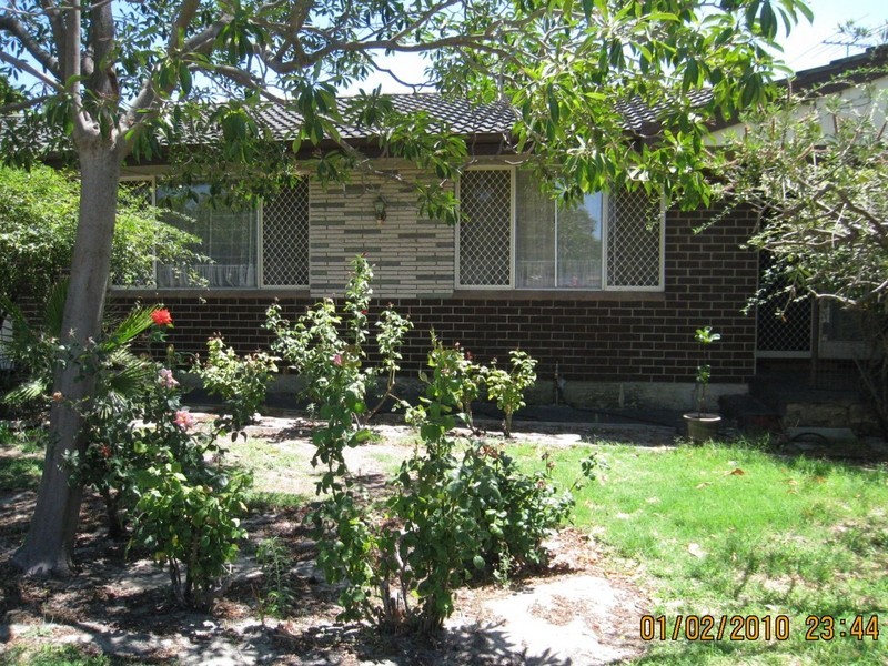 12 Gluclub Street, Riverton WA 6148