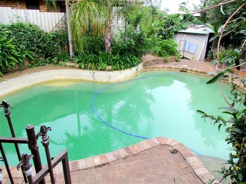 6 Back Close, Bull Creek WA 6149