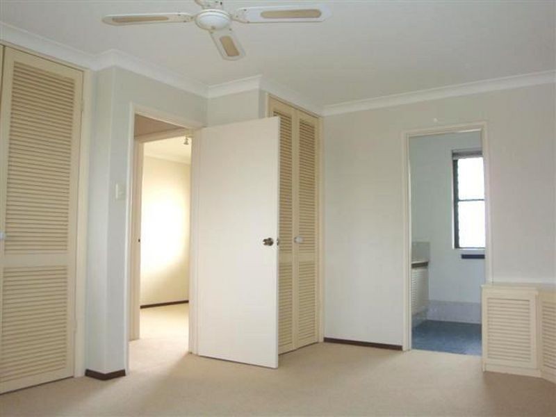 6 Back Close, Bull Creek WA 6149