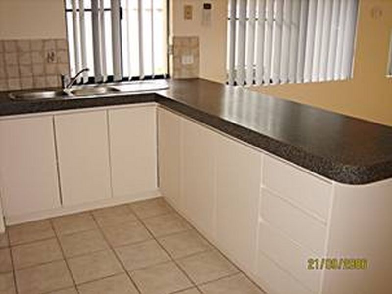 14/5-9 Herndon Close, Cannington WA 6107