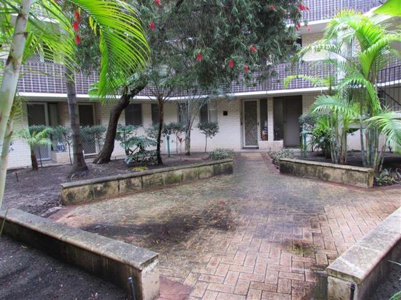 9/1-9 Herdsman Parade, Wembley WA 6014