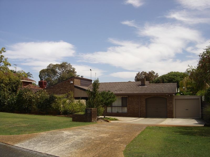 37 Matthew Avenue, Leeming WA 6149