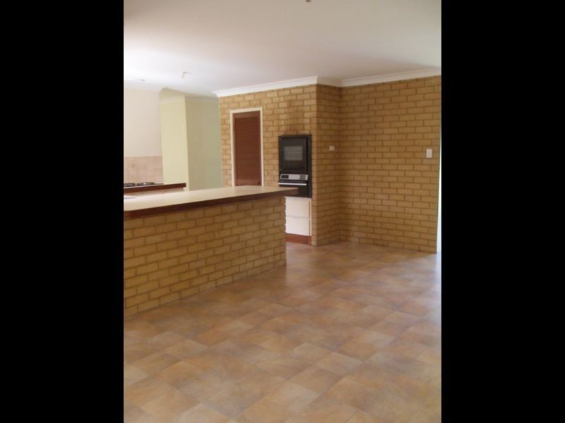 31 Arlington Drive, Willetton WA 6155