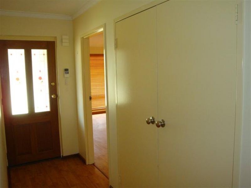 102 Pine Tree Gully, Willetton WA 6155