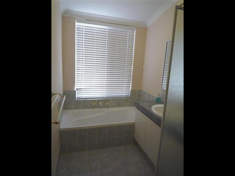 14 Huntley Close, East Cannington WA 6107