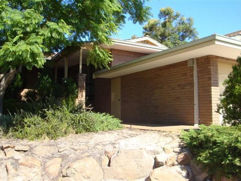 18 Wainwright Close, Willetton WA 6155