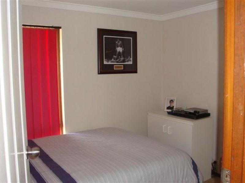 18 Wainwright Close, Willetton WA 6155