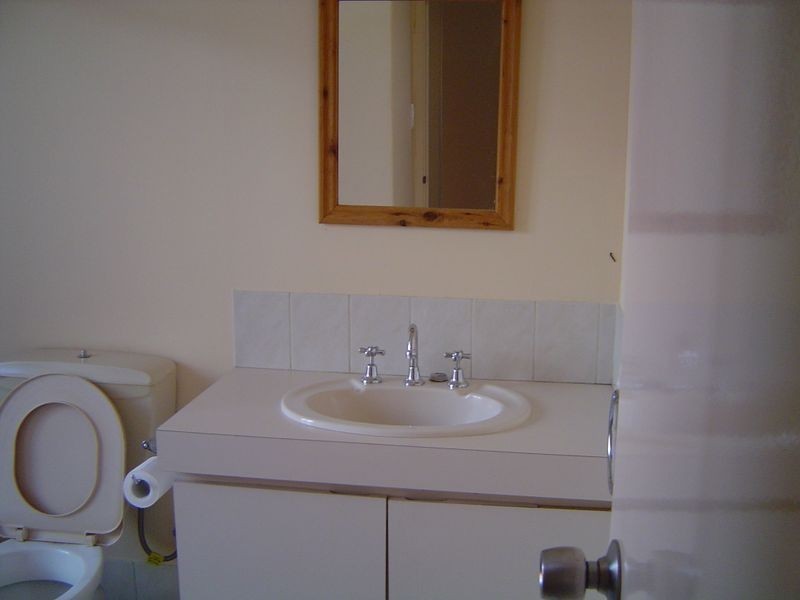 9/5 Dewey Street, Shelley WA 6148