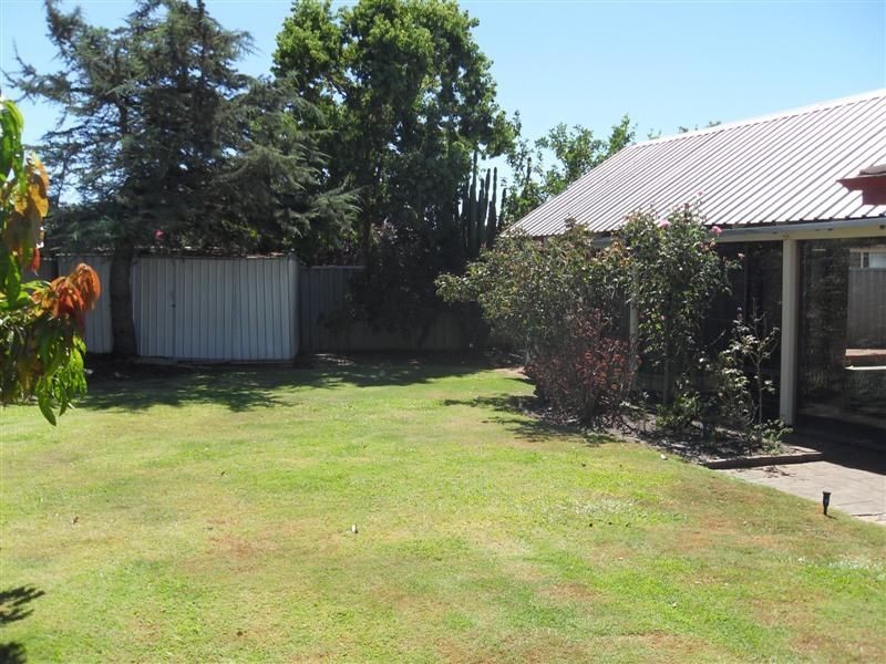 11 Macquarie Way, Willetton WA 6155