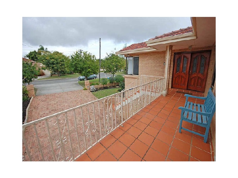14 Fingall Way, Willetton WA 6155