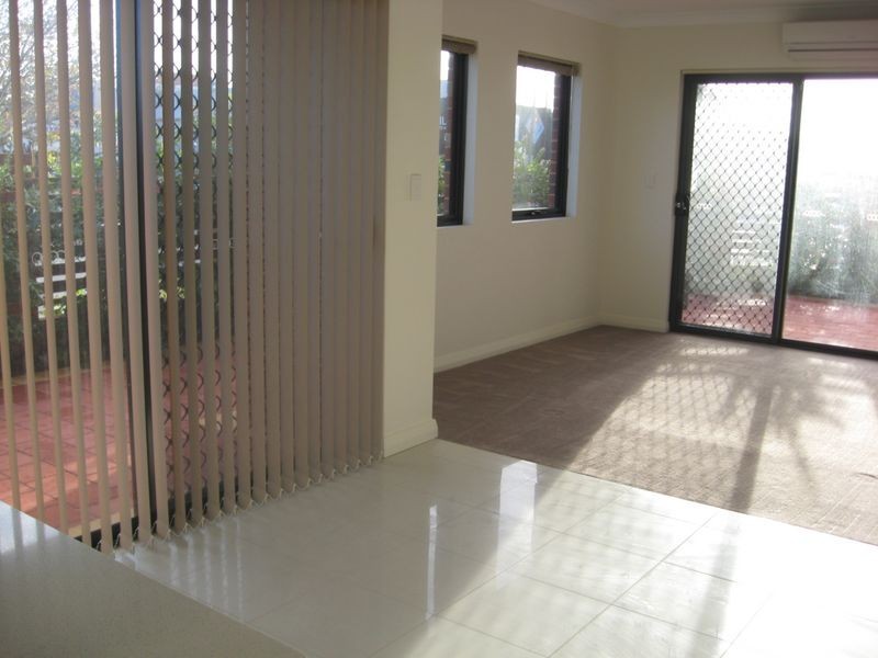 2/2 Lichfield Street, Victoria Park WA 6100