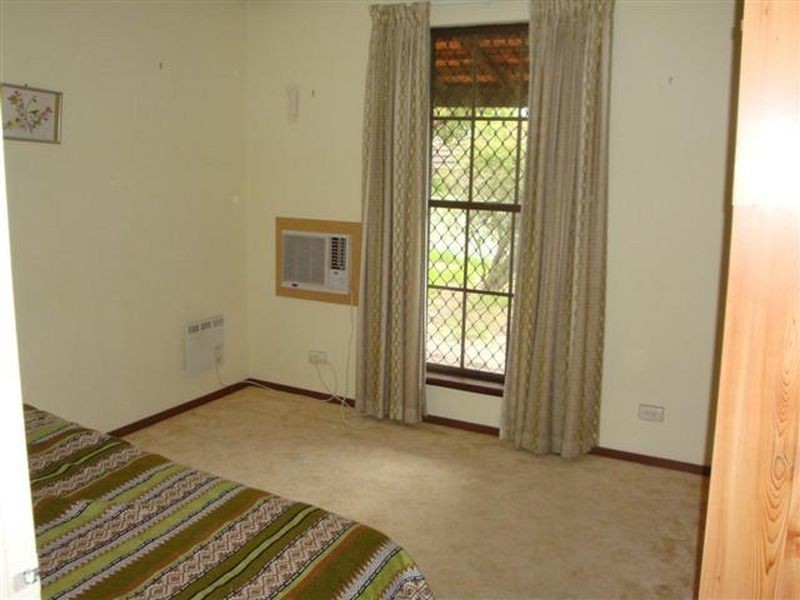 48 Warton Road, Huntingdale WA 6110