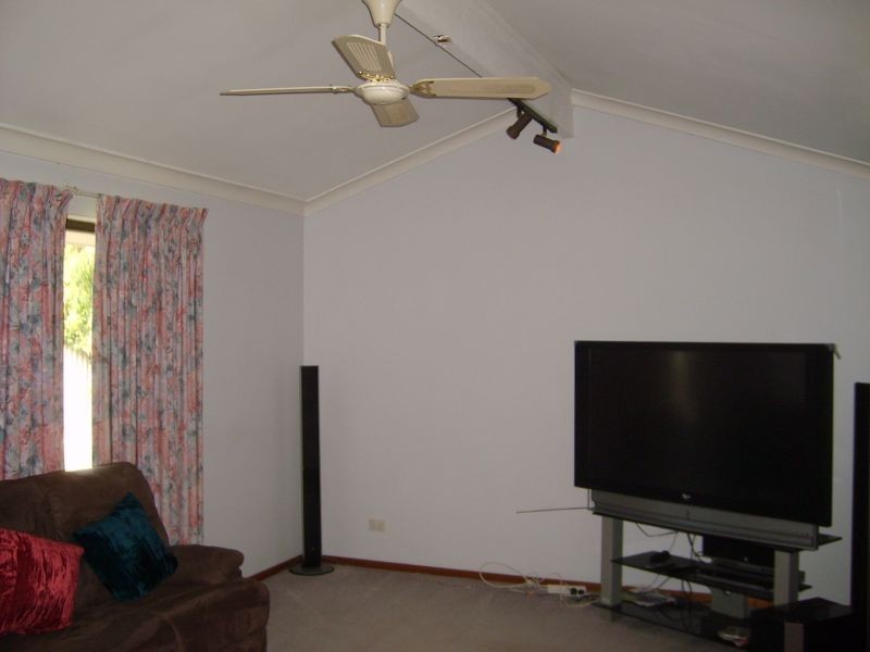 3 Hatcher Way, Parkwood WA 6147