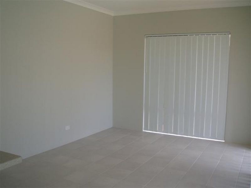 2/50 Claridge Circle, Thornlie WA 6108