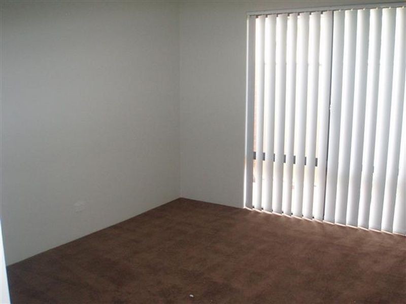 2/50 Claridge Circle, Thornlie WA 6108