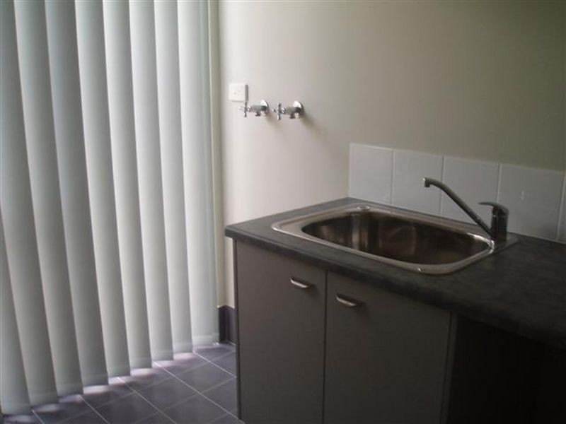 2/50 Claridge Circle, Thornlie WA 6108