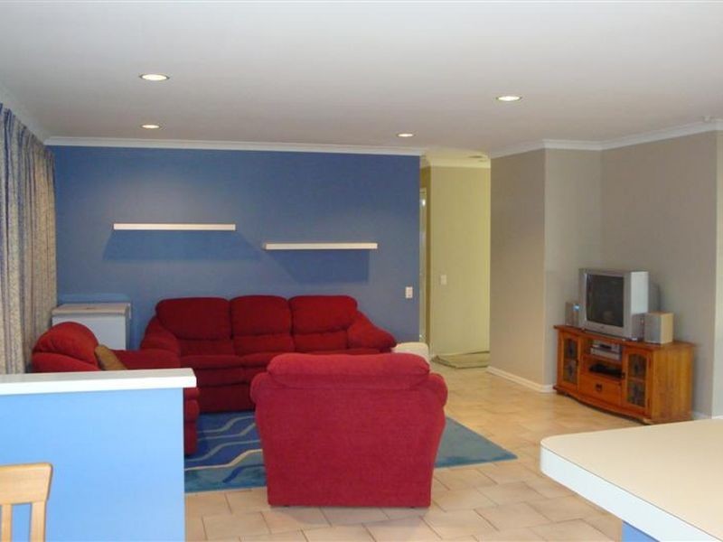 39 Tudor Ave, Shelley WA 6148