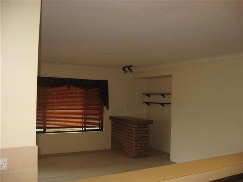 79 Keslake Way, Parkwood WA 6147